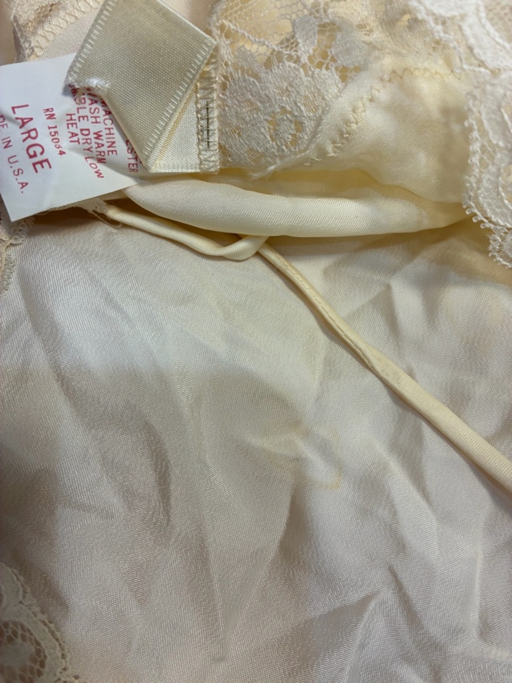 VTG Lingerie Victoria Secret Rikki Lot 3 Items Satin Lace Robe Camisole Shorts - Picture 6 of 14